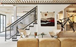 Slackline Moab, Outset Collection by Hilton