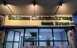 Sukhum Charoen Krung Tak-Sin bridge guest house