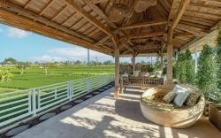Villa Satya • Rooftop Sunset Bath + Ricefield View