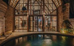 Villa Sebelas,Exclusive Trendy Villa in Ubud