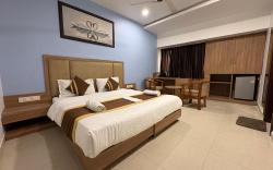 Silver Bell Lawn and Stay