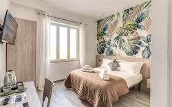 Royal Rooms Bed & Breakfast