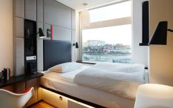 citizenM Amsterdam Amstel