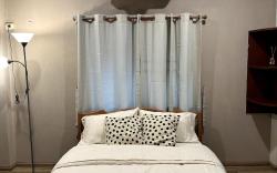 QueenBed, close to city, 28 sq.m., shared bath