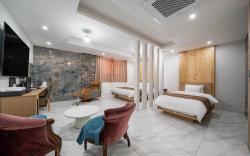 Goesan Hotel The King