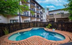 Black Diamond On Craftmanship Hotel|Wi-fi|Parking