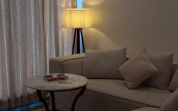 2BR Stay with Pool, Gym & Pickleball