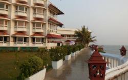Mascot Beach Resort