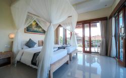 Adi Bisma Inn