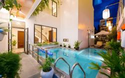 Saclo Villa and Hostel
