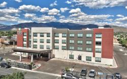 Holiday Inn Express And Suites Albuquerque East By IHG