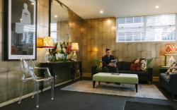 Gilmer Apartment Hotel
