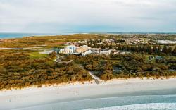 Deep Blue Hotel & Hot Springs