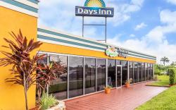 Days Inn by Wyndham Fort Lauderdale-Oakland Park Airport N