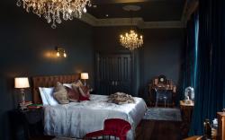 The Royal Hotel