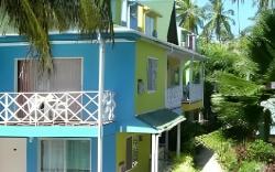 Hotel Cocoplum Beach