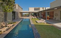 Mosselberg On Grotto Beach Boutique Villa
