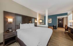 Comfort Inn & Suites Miami International Airport