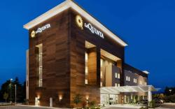 La Quinta Inn & Suites by Wyndham Burlington