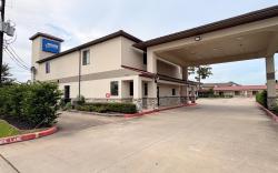 Americas Best Value Inn & Suites Houston Veterans Memorial