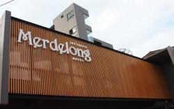 merdelong hotel