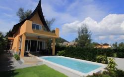 Koh Chang Beach Villas @ Siam Royal View