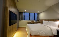 Smile Inn - Taipei Main Station