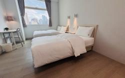 Bluewater Hotel - Xpark. Gloria Outlets. Taoyuan Baseball Stadium.