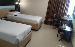 Hotel Sitara Grand LB Nagar