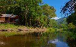 Khao Sok Riverside Cottages