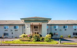 Rodeway Inn & Suites