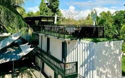PIG DIVE HOSTEL MOALBOAL