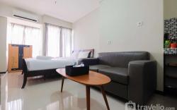 Garden View Studio at Nifarro Park Apt By Travelio