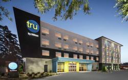 Tru by Hilton Savannah Midtown