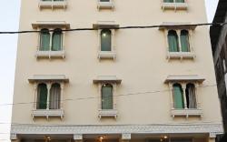 Hotel Grande Residency