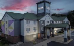 Spark by Hilton Lakewood Denver Southwest