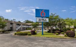 Motel 6 Gulf Shores, AL