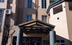 Airport Inn and Suites
