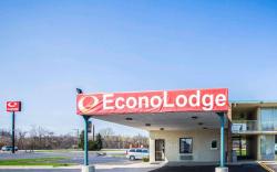 Econo Lodge Shorewood