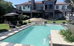 Africa Paradise Airport Leisure Hotel