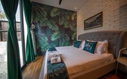 Carnarvon Suites @ Reunion