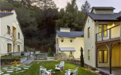Farmhouse Inn