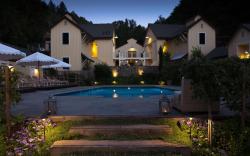 Farmhouse Inn