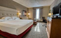 Drury Inn & Suites San Antonio Near La Cantera