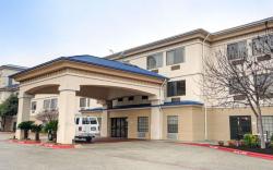 Quality Inn & Suites Airport