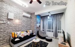 Near Jonker Deluxe Family Suite 3Room JRv HomeStay
