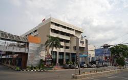 OYO 1735 Adika Bahtera Hotel