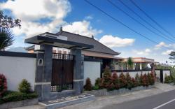 Shitala Villa