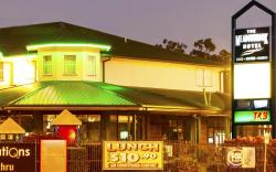 Meadowbrook Hotel