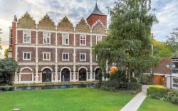 Safestay London Kensington Holland Park